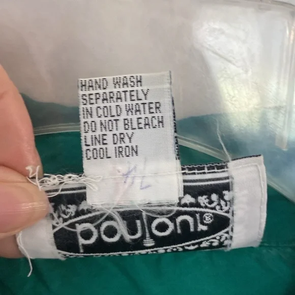 Vintage 80’s Bonjour Green Long Sleeve 100% Silk Plus Size Blouse - Picture 14 of 15